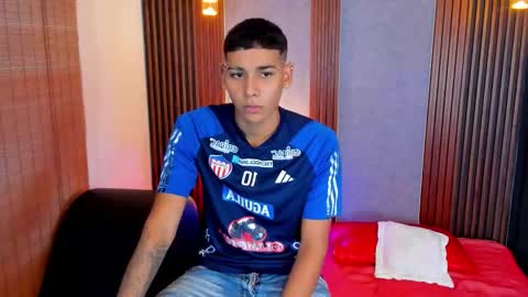 Snapshot of marc_scott_ chatting on March 2026 05:03:01 AM Marc online show from March 2026 05:03:01 AM