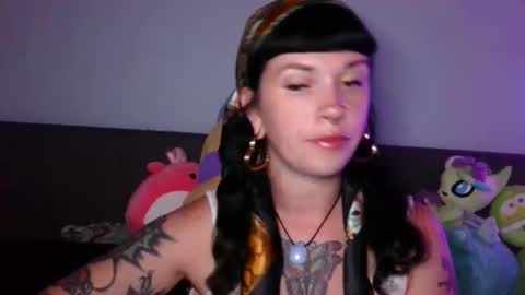 Snapshot of marcelinealtaria chatting on September 2025 03:28:01 AM MarcelineAltaria online show from September 2025 03:28:01 AM
