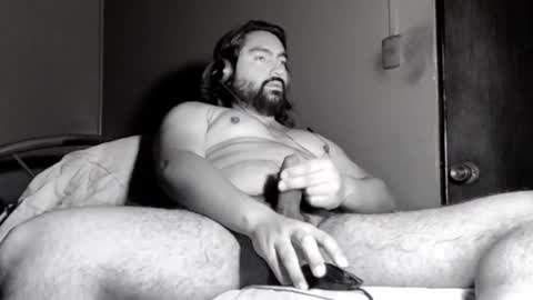 Snapshot of marcelon95 chatting on June 2026 02:52:01 PM marcelon95 online show from June 2026 02:52:01 PM