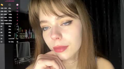 Alisa online show from September 2025 03:26:01 PM