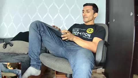 Snapshot of marckmuscle chatting on March 2025 02:50:01 AM Marck Independent model online show from March 2025 02:50:01 AM