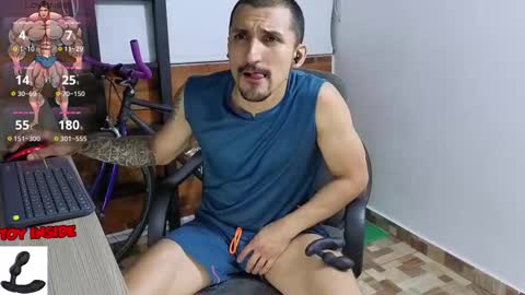 Snapshot of marckmuscle chatting on September 2025 01:40:02 AM Marck Independent model online show from September 2025 01:40:02 AM