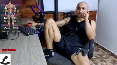 Marck  Independent model  online show from November 2025 01:59:02 AM