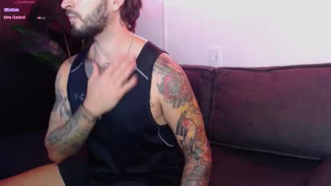 marco_allison43 online show from September 2025 10:37:02 PM