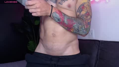 marco_allison43 online show from March 2026 10:03:02 PM