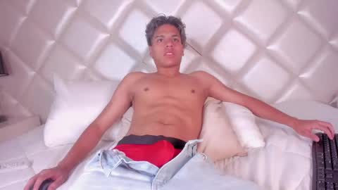 marco_deluxe online show from April 2026 11:35:01 AM