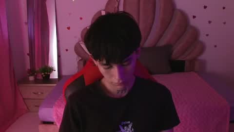 Marco  online show from April 2026 07:27:01 PM