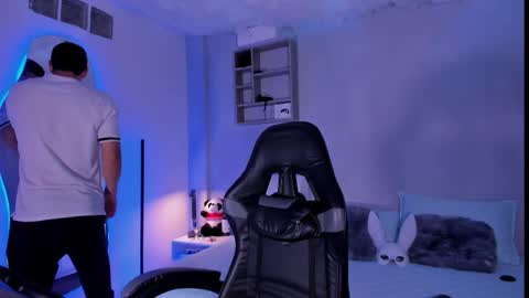 Marco Sullivan online show from November 2025 02:00:01 PM