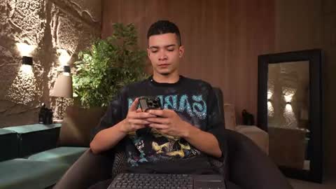 Snapshot of marcoyethan chatting on June 2026 06:18:02 AM Marco and Ethan online show from June 2026 06:18:02 AM