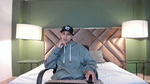 marcus_jeron online show from October 2025 09:47:02 PM