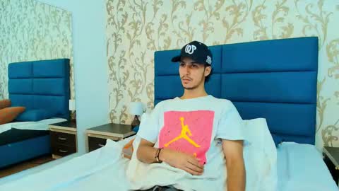 marcus_jeron online show from November 2025 08:53:01 PM