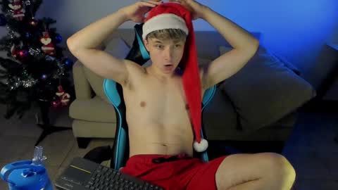 Snapshot of marcussmit chatting on December 2024 12:00:02 AM Marcus online show from December 2024 12:00:02 AM