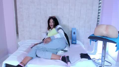 marfilastrom online show from September 2025 09:29:02 PM