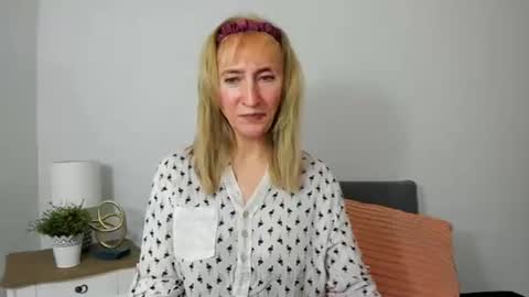 Snapshot of margaretmature chatting on February 2025 04:24:02 PM margaretmature online show from February 2025 04:24:02 PM