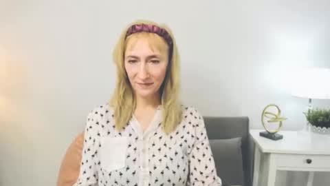 Snapshot of margaretmature chatting on February 2025 02:21:01 PM margaretmature online show from February 2025 02:21:01 PM