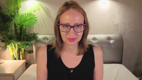 margo_robbbie online show from April 2026 08:34:01 AM