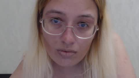 margo_shine online show from September 2025 02:33:02 PM