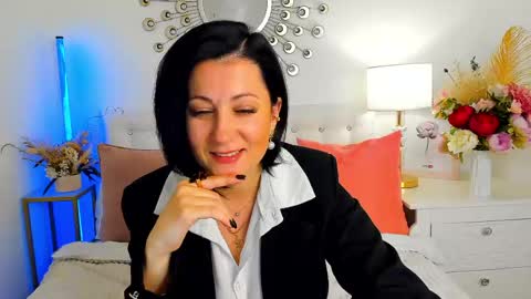 Snapshot of margobloom chatting on May 2026 07:36:01 AM Margo online show from May 2026 07:36:01 AM