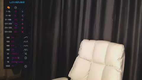 Snapshot of margoo_77 chatting on June 2026 05:04:01 PM Margoo online show from June 2026 05:04:01 PM