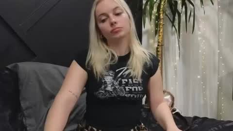 margot_robbie7 online show from February 2025 03:40:01 AM