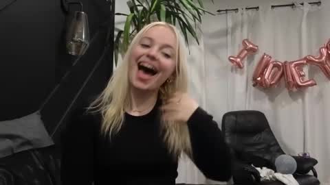 margot_robbie7 online show from February 2025 02:31:01 AM