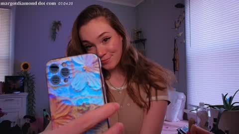 Snapshot of margotdiamond chatting on February 2025 08:06:02 PM online show from February 2025 08:06:02 PM