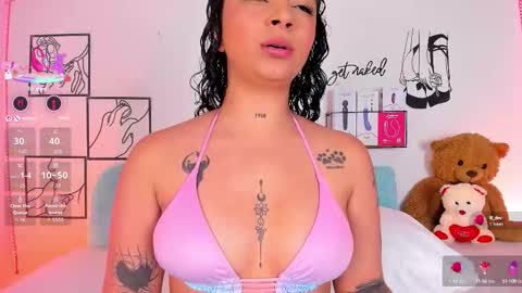 Snapshot of mari_sweett chatting on September 2025 01:11:02 PM Mari Sweett online show from September 2025 01:11:02 PM
