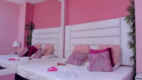 Maria Alejandra online show from March 2025 10:31:02 PM