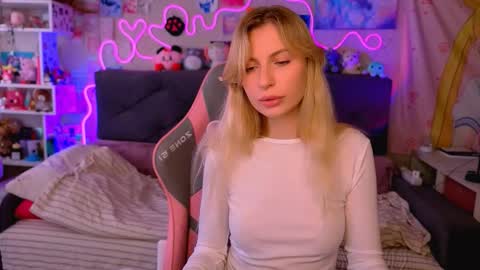 Snapshot of maria_hunt chatting on October 2025 06:35:02 AM Maria online show from October 2025 06:35:02 AM