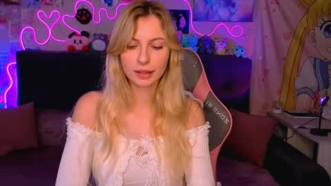 Snapshot of maria_hunt chatting on October 2025 05:08:01 AM Maria online show from October 2025 05:08:01 AM