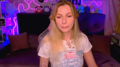 Snapshot of maria_hunt chatting on October 2025 02:45:02 AM Maria online show from October 2025 02:45:02 AM