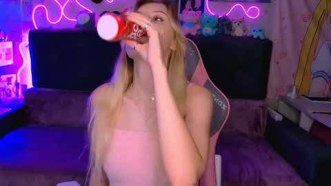 Snapshot of maria_hunt chatting on November 2025 05:07:01 AM Maria online show from November 2025 05:07:01 AM