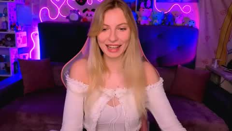 Snapshot of maria_hunt chatting on November 2025 02:45:02 AM Maria online show from November 2025 02:45:02 AM