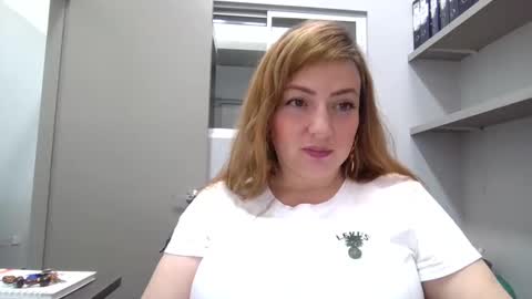 maria_juliana8 online show from December 2024 07:00:01 PM
