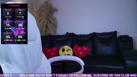 Snapshot of maria_mendoza chatting on January 2025 09:44:02 AM Maria online show from January 2025 09:44:02 AM