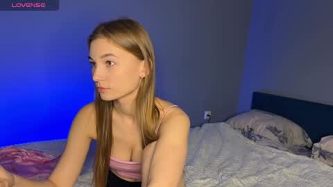 Snapshot of maria_plaudice chatting on March 2025 06:26:02 PM maria online show from March 2025 06:26:02 PM