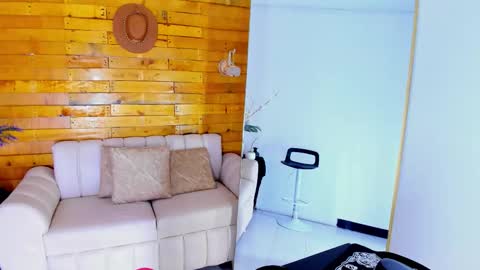 MARIA online show from October 2025 12:24:01 PM