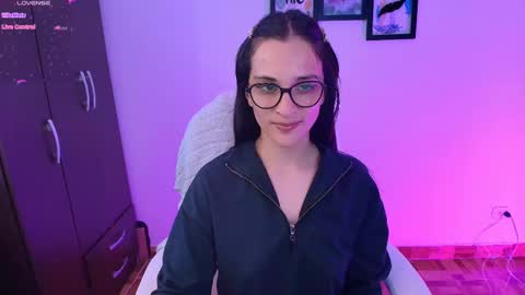 Leidy online show from February 2025 11:03:01 AM