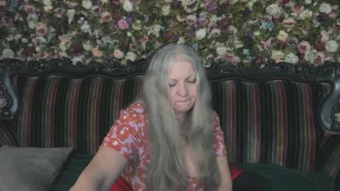 Maria online show from April 2026 10:51:02 PM