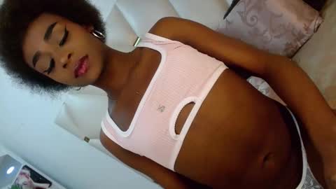 Snapshot of mariahmendezz chatting on September 2025 03:07:02 AM online show from September 2025 03:07:02 AM