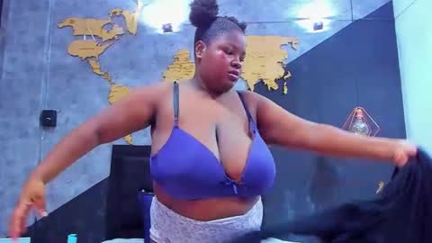  MARIAM online show from October 2025 12:37:02 PM