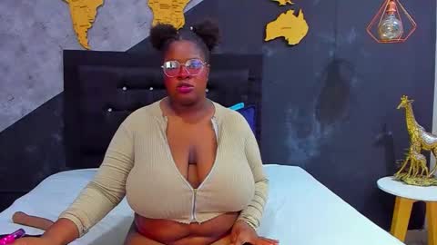  MARIAM online show from October 2025 12:38:02 PM