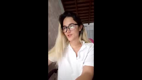 Snapshot of mariam_arango chatting on January 2026 04:07:02 AM mariam_arango online show from January 2026 04:07:02 AM