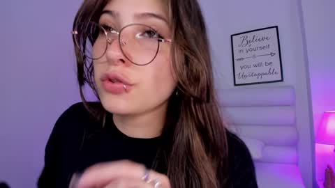 Snapshot of mariam_scott18 chatting on December 2024 10:12:01 PM Mariam online show from December 2024 10:12:01 PM