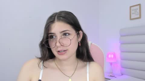 Snapshot of mariam_scott18 chatting on December 2024 04:22:02 AM Mariam online show from December 2024 04:22:02 AM