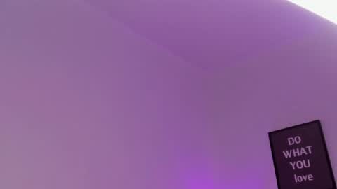 Snapshot of mariam_scott18 chatting on December 2024 12:41:01 AM Mariam online show from December 2024 12:41:01 AM