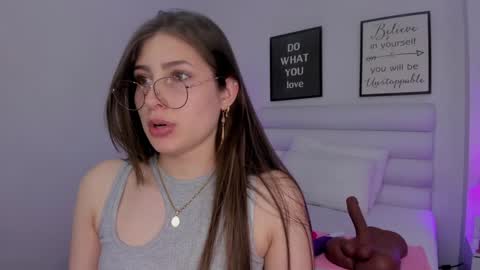 Snapshot of mariam_scott18 chatting on January 2025 01:21:01 AM Mariam online show from January 2025 01:21:01 AM