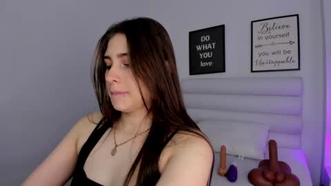 Snapshot of mariam_scott18 chatting on February 2025 07:10:01 PM Mariam online show from February 2025 07:10:01 PM