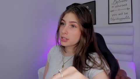 Snapshot of mariam_scott18 chatting on February 2025 10:12:01 PM Mariam online show from February 2025 10:12:01 PM