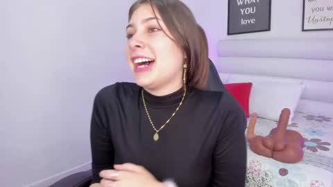 Snapshot of mariam_scott18 chatting on March 2025 07:27:02 PM Mariam online show from March 2025 07:27:02 PM